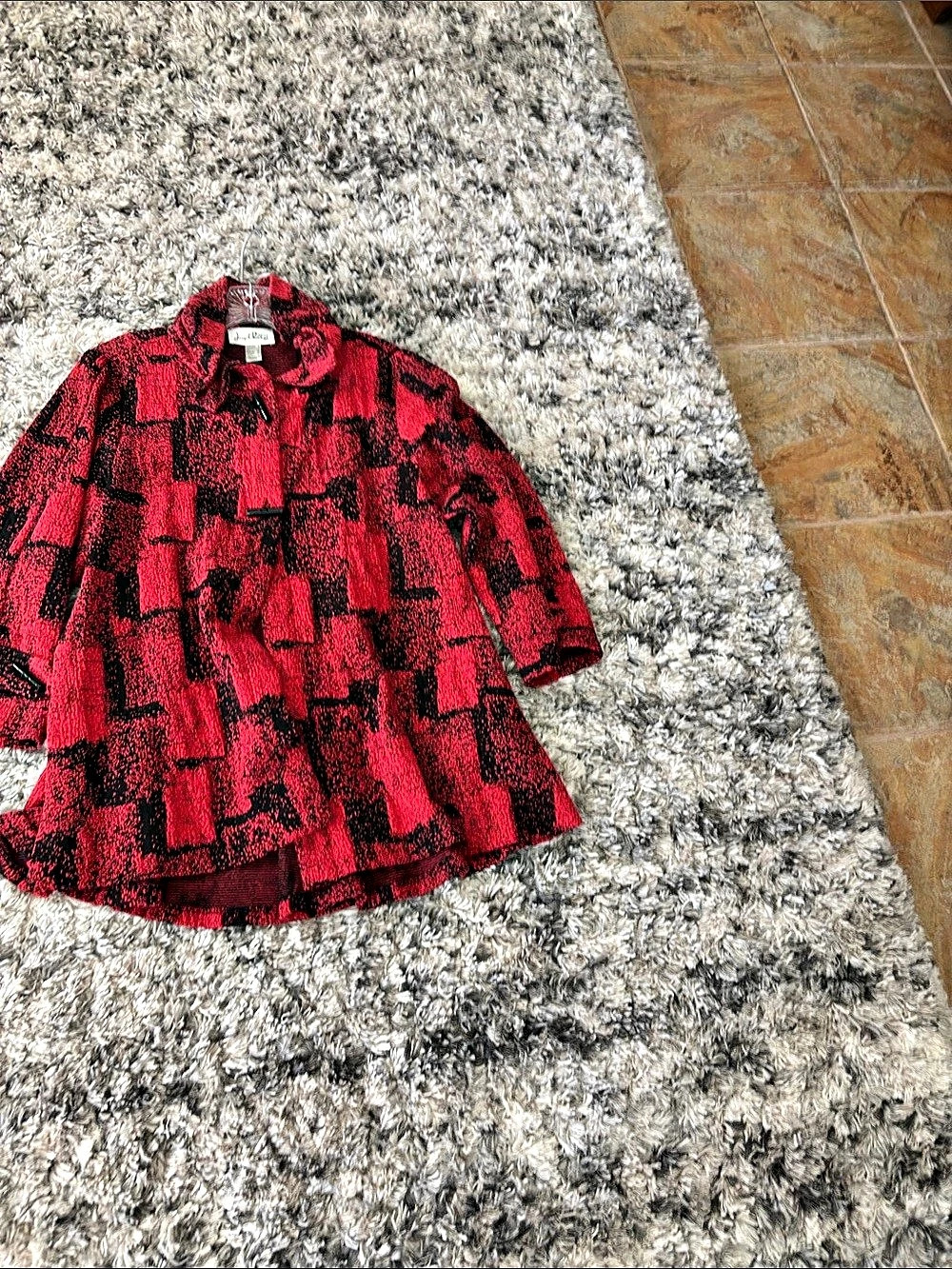 Joseph Ribkoff Bubble Jacquard Trapeze Jacket Red & Black Size 8